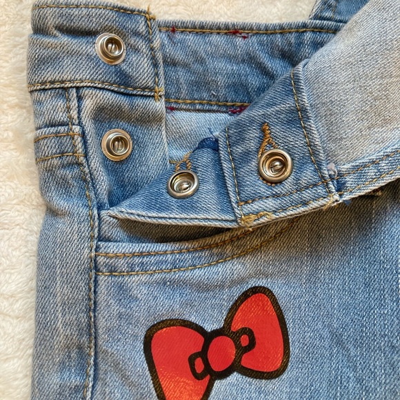 Levi’s Children’s Hello Kitty Overalls Size 6 REG - Picture 9 of 9
